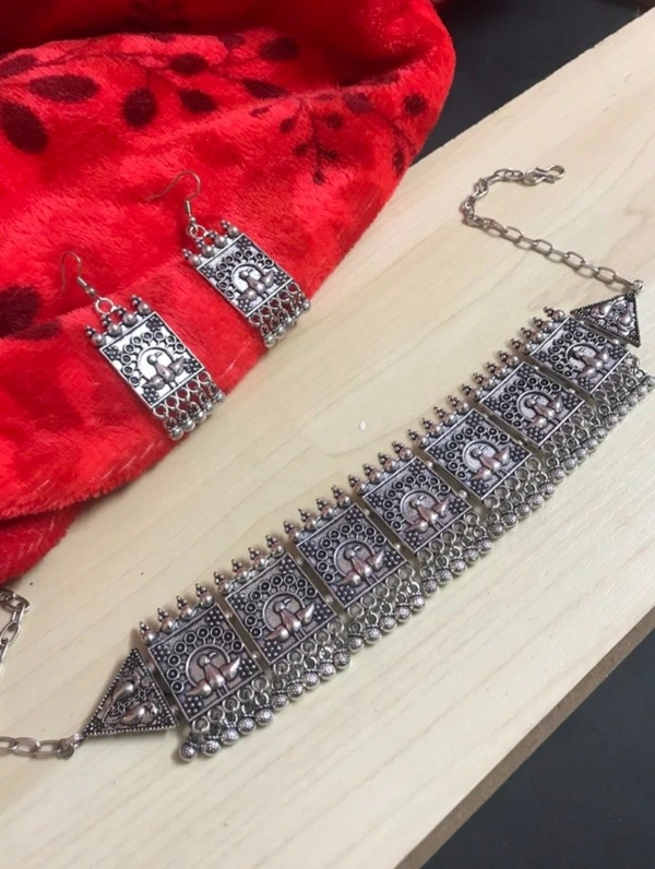 Martina Jewels Peacock GS Hanging Choker - silver oxidized