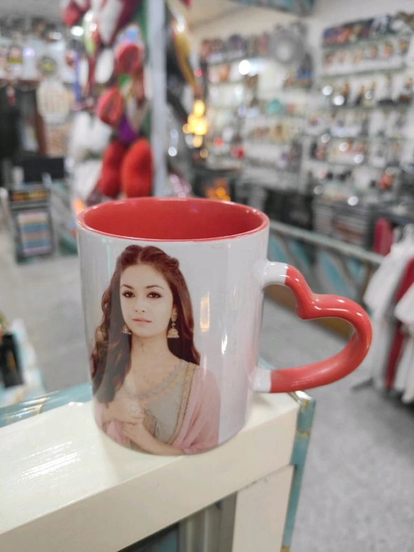 3 Tone Inner & Heart Handle Color Mugs - Red