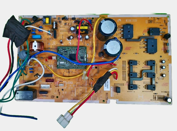 Hitachi Inverter AC Outdoor (AC Motor) PCB