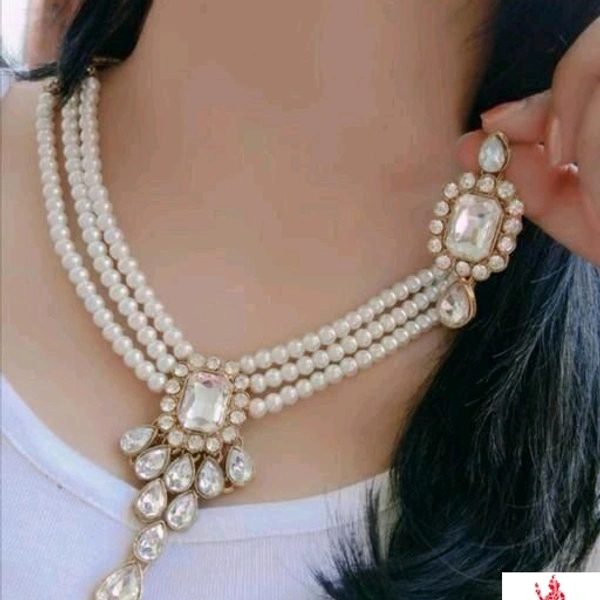 Trendy Women Necklace