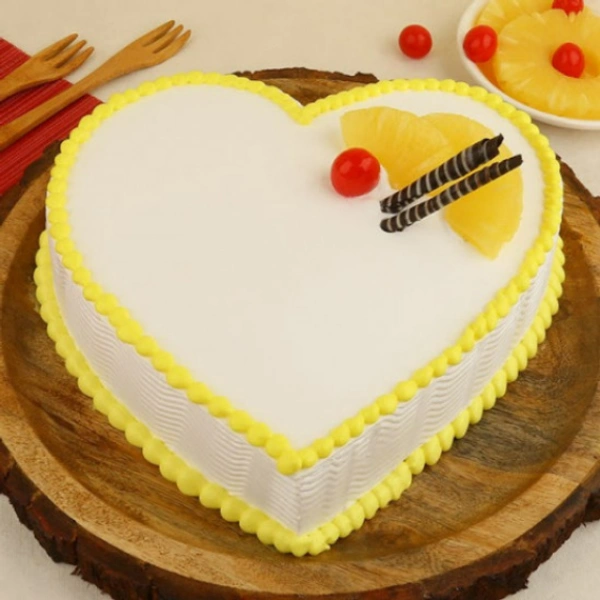 Pineapple flavour cake - 500GM