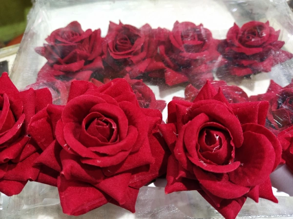 Rose Clips - red