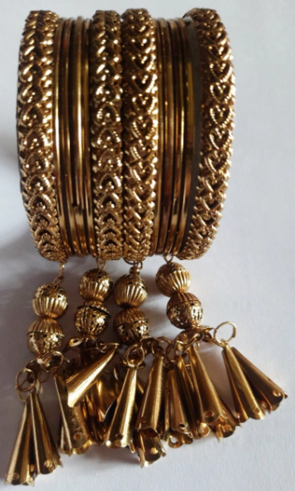 Bangels With Jhumka - 24,26,28, Golden