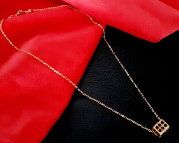 Dream Shades Antique Gold Modern Necklace - Gold, Free Size