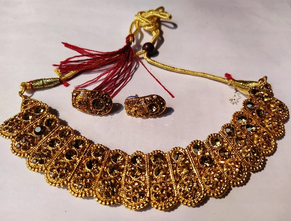 D S Antique Choker Necklace Set - Gold, Free