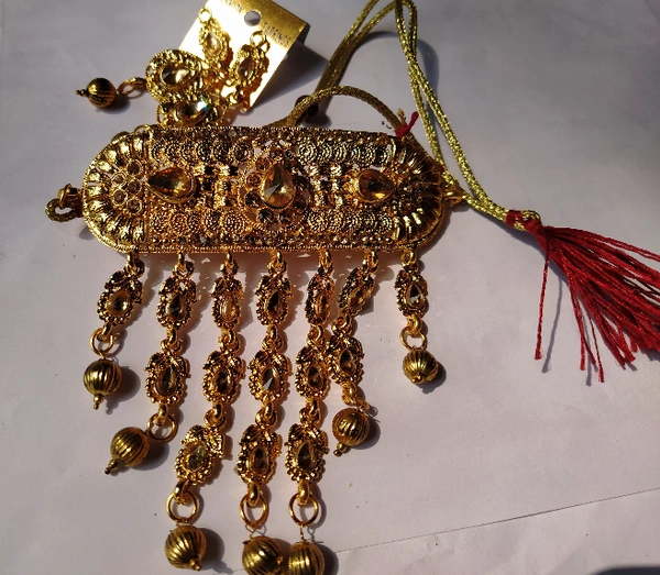 D S Antique Choker Necklace Set - Gold, Free