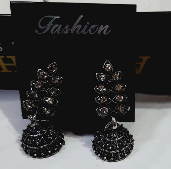 women's earring - Black