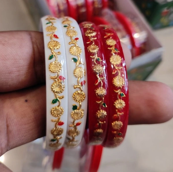 Sankha Pola Bangles set