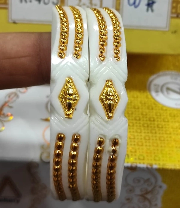 Gold Shakha bangle