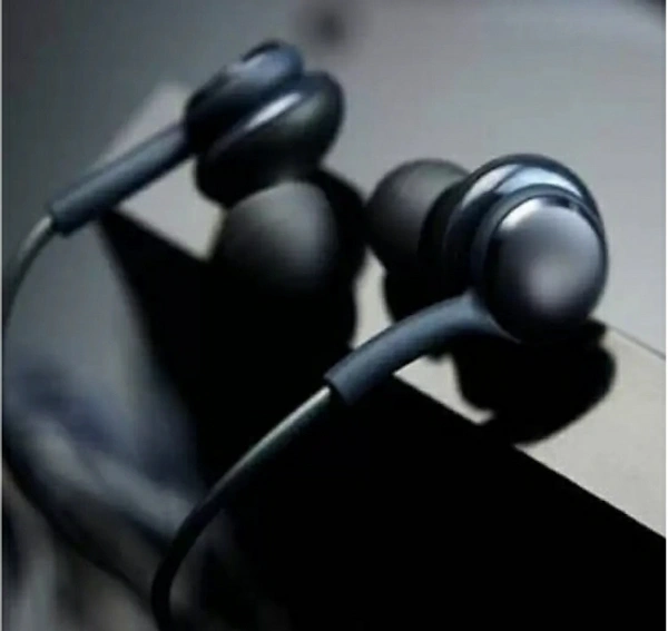 Jack klein Akg wired earphone Set - Black, Normal 