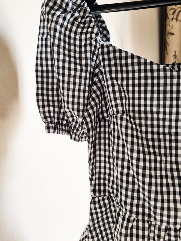 Trendyol Off Shoulder Dress - B&W, M 