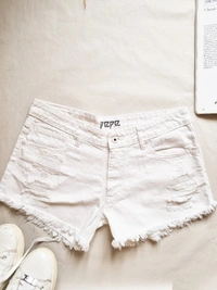 Pepe Jeans  Booty Shorts - White, 34 In (mid waist)