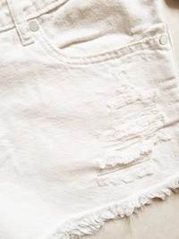 Pepe Jeans  Booty Shorts - White, 34 In (mid waist)