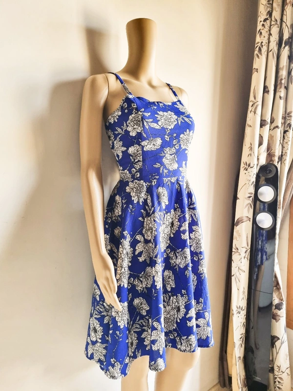 Roving Mode Floral Tieable Back Dress - L, Blue