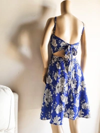 Roving Mode Floral Tieable Back Dress - L, Blue