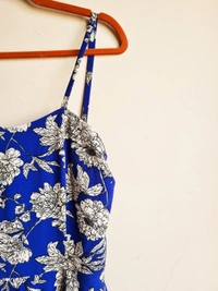 Roving Mode Floral Tieable Back Dress - L, Blue