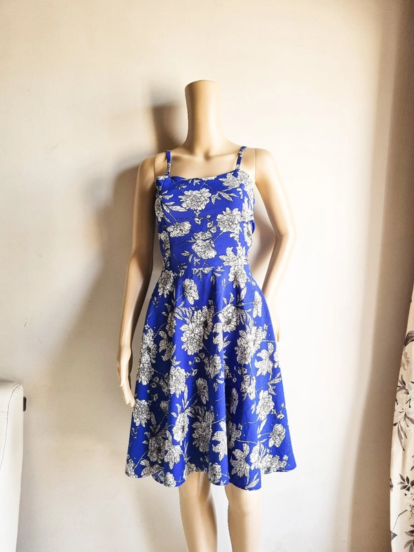 Roving Mode Floral Tieable Back Dress - L, Blue