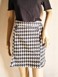 Allen Solly  Formal  Skirt  - Black & Beige , 30 - 32 In (high waist)