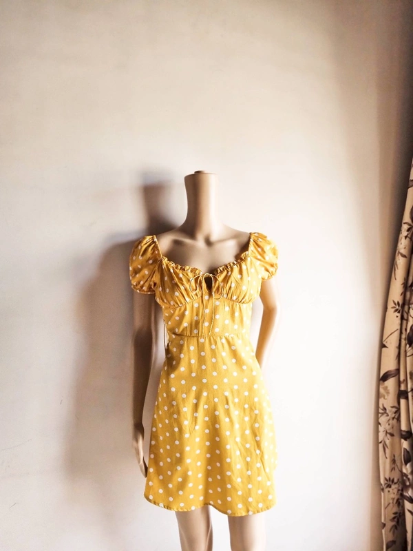 Berrylush  Sweetheart Neck Dress - Mustard, M