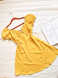 Berrylush  Sweetheart Neck Dress - Mustard, M