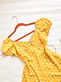 Berrylush  Sweetheart Neck Dress - Mustard, M