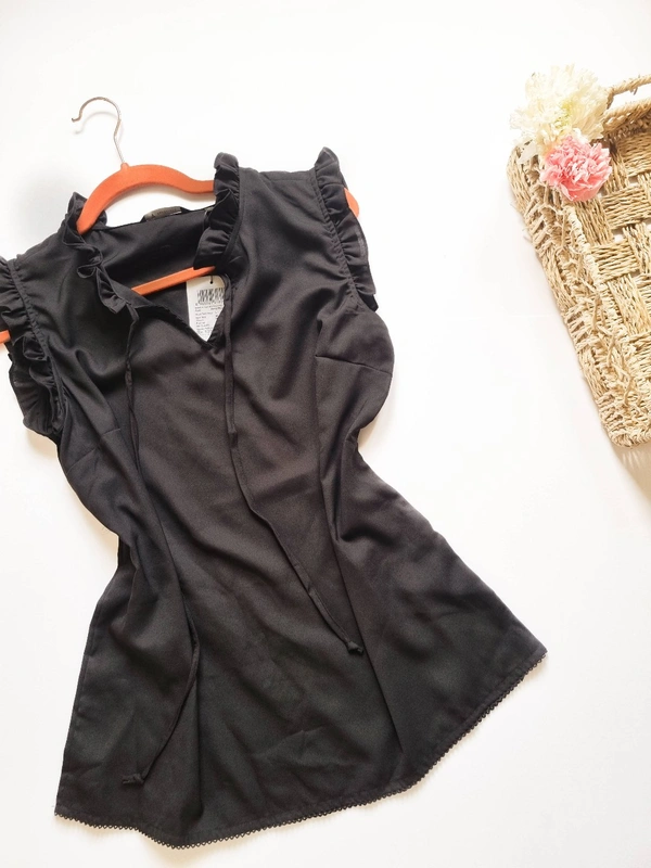Van Huesen  Sleeveless Top - Black, L