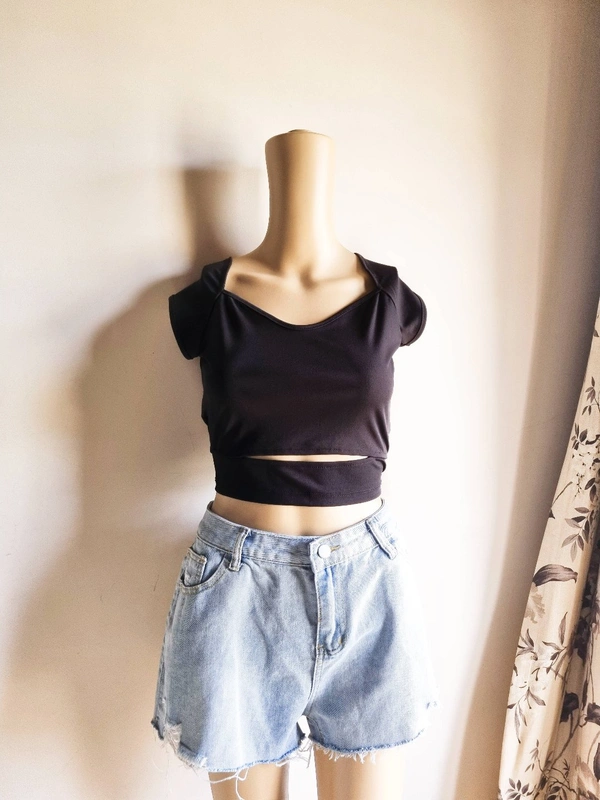 Cut out top - Black, M