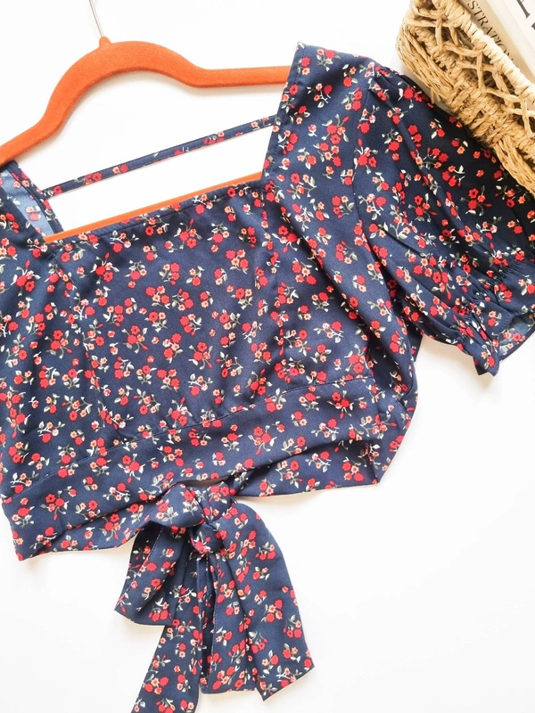 Floral top - Navy Blue, M
