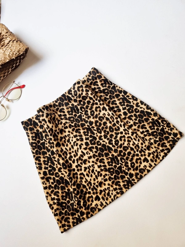 Cheetah printed skrit - 30 - 32 In, Cameo