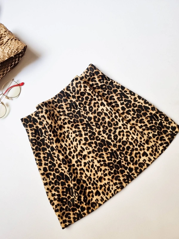 Cheetah printed skrit - 30 - 32 In, Cameo
