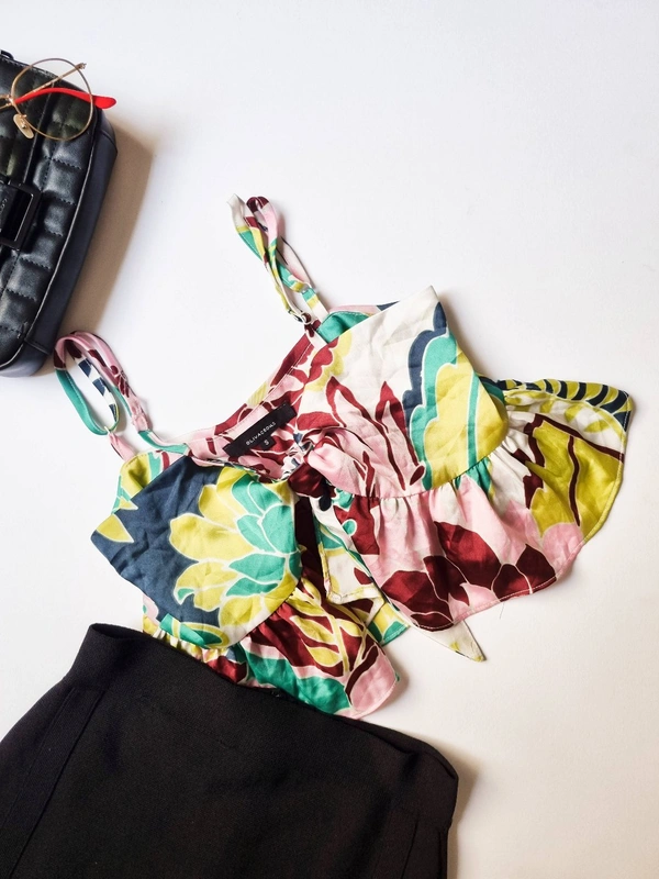 Olivaceous Tieable Top - XS