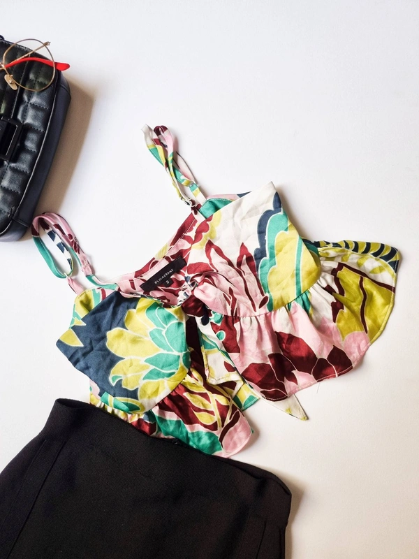 Olivaceous Tieable Top - XS