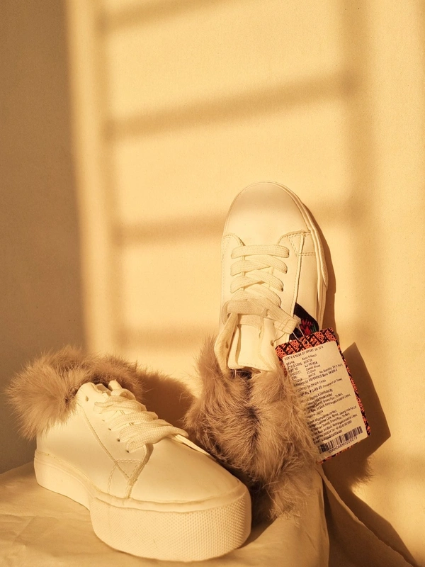Kook N Keech Sneakers  - White, EURO36/UK3
