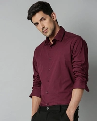 Jai Textiles Men Solid Formal Maroon Shirt - L
