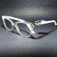Idor  - white, 53-17