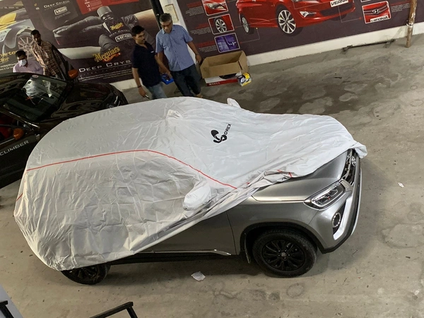 COVRE-X Glaze Waterproof Heat Resistant Car Body Cover Compatible With Tata Altroz 2020 - Glaze Silver - FIT, SILVER, NEW, 100% Waterproof Metallic Silver Car Body Cover with Soft Cotton Interior Lining which also makes it Heat Resistant, keeping your car Dry and Cool.