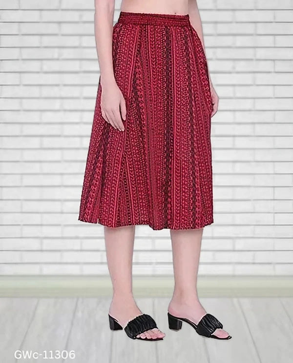 GWc-11306 Women skirt - 38