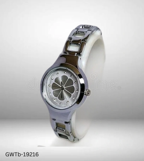 GWTb- 19216 Analog Watch For Women & Girls - Free Size