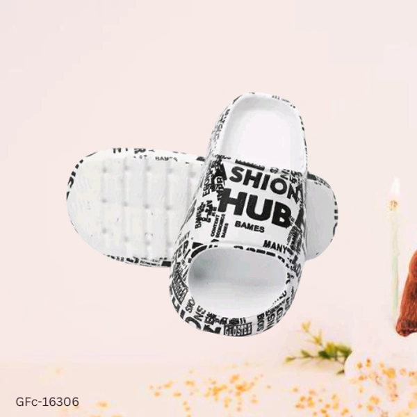 GFc-16306 Comfortable New Trandy Boys Slides - 10-11 Years