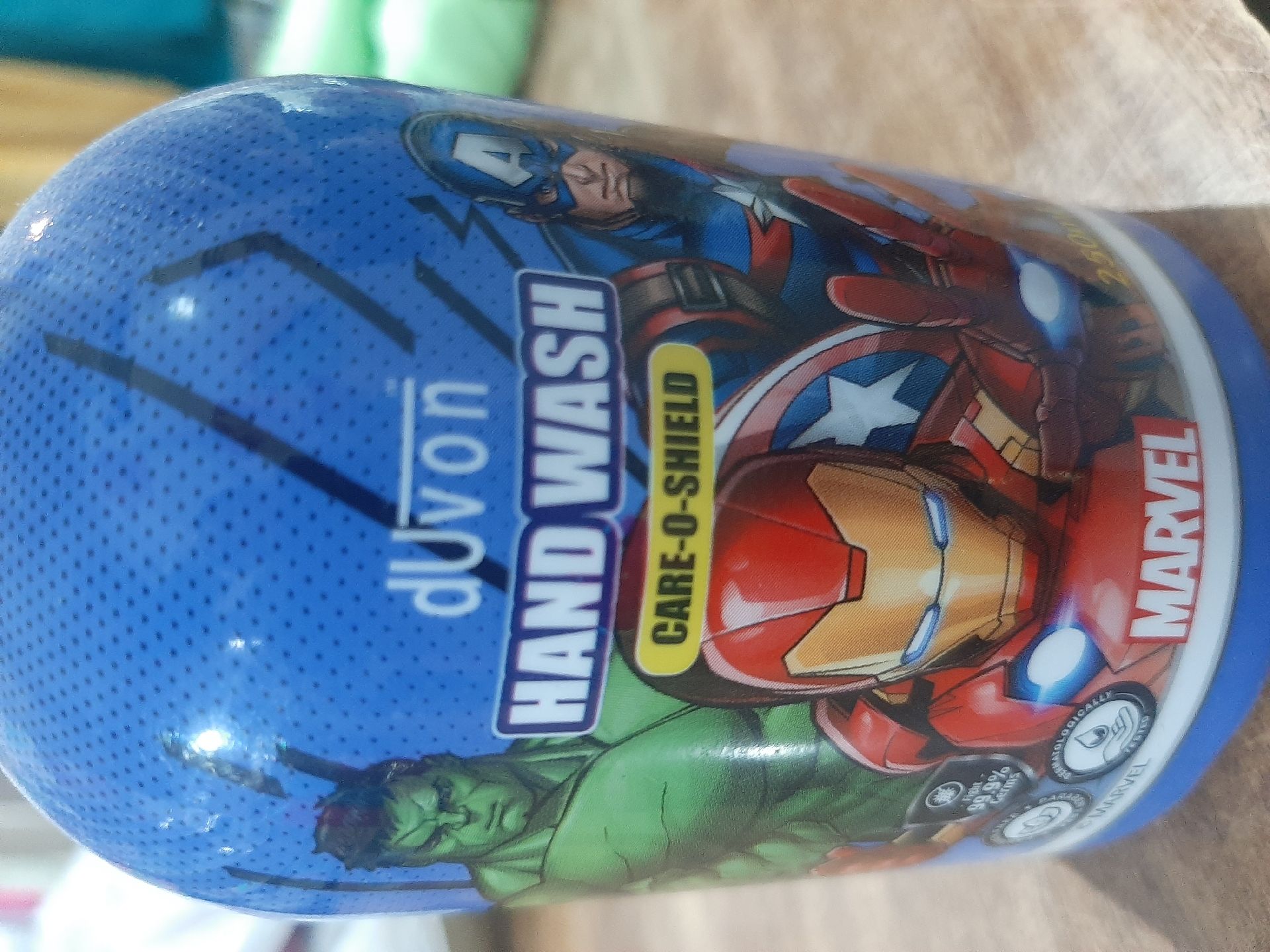 dUvon brush red Marvel spider man