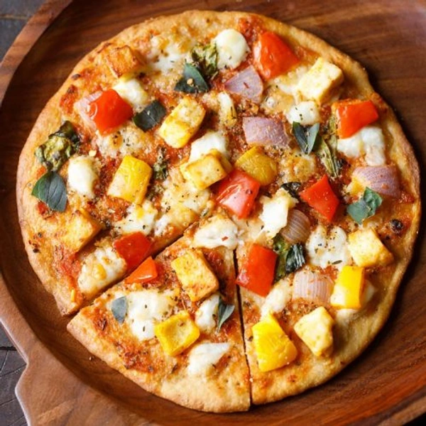 Spicy Paneer Pizza