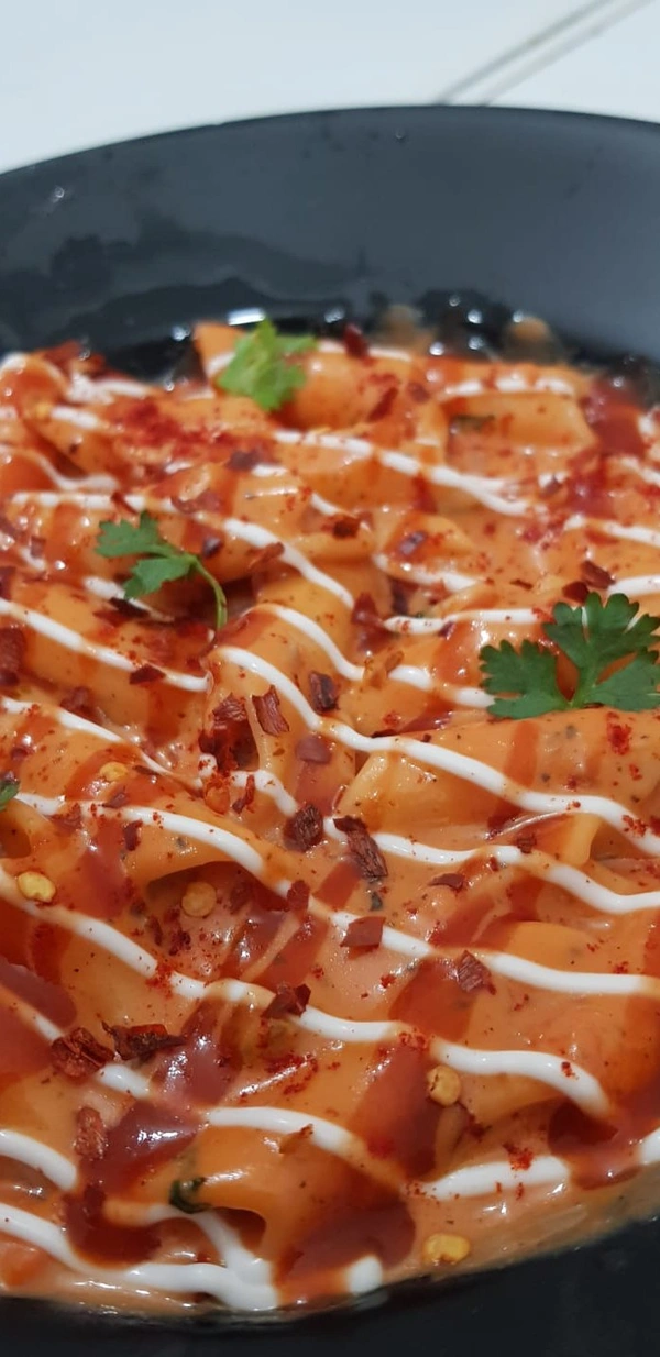 Makhani Paneer Pizza