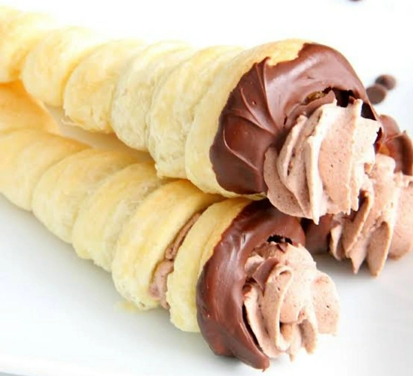 Chocolate Cream Roll