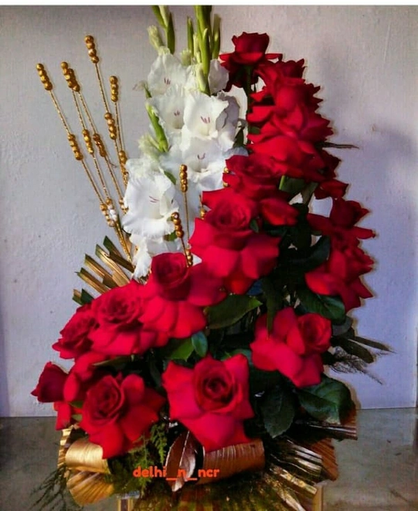 White & Red Combination Bukey