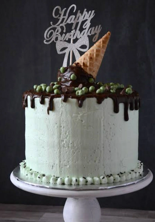 Chocolate Chips Cone Cake 