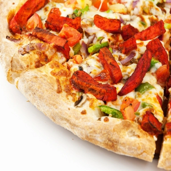 Tandoori Paneer Pizza                        ( Capsicum, Paneer, Red& Paprika )