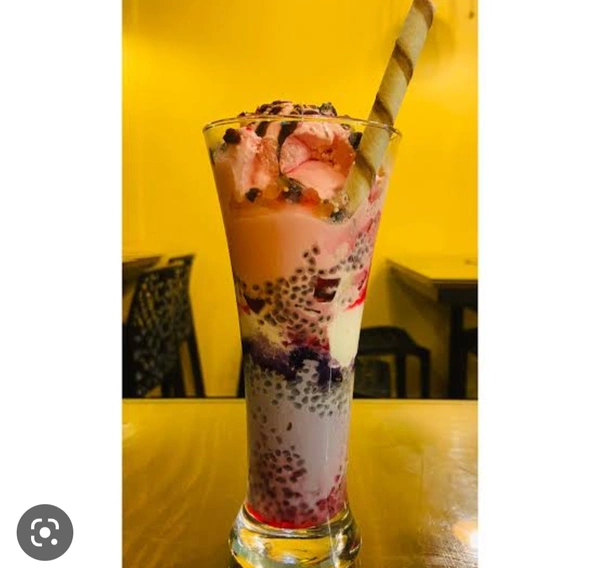 Dry Fruits Faluda 