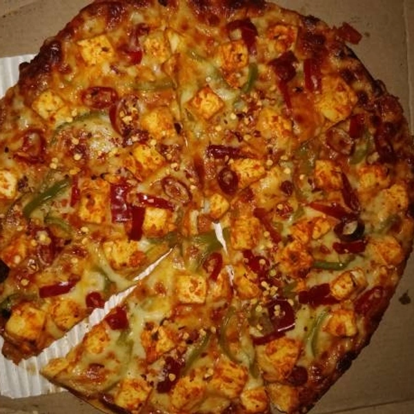 Paneer Overloded Pizza