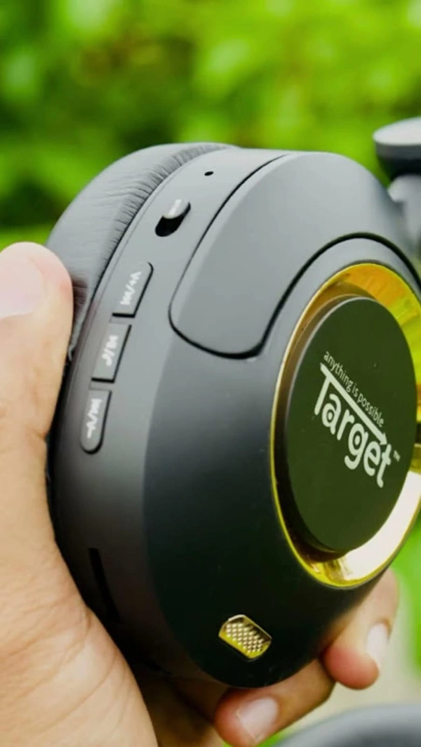 Target HB-T9 Wireless Headphone 17H Playtime, Type-C Charging, Built-In Mic, Universal Bluetooth Compatibility (BLACK)