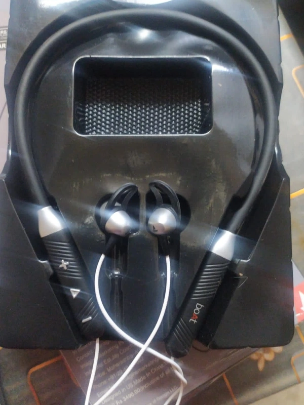 BOAT NECKBAND